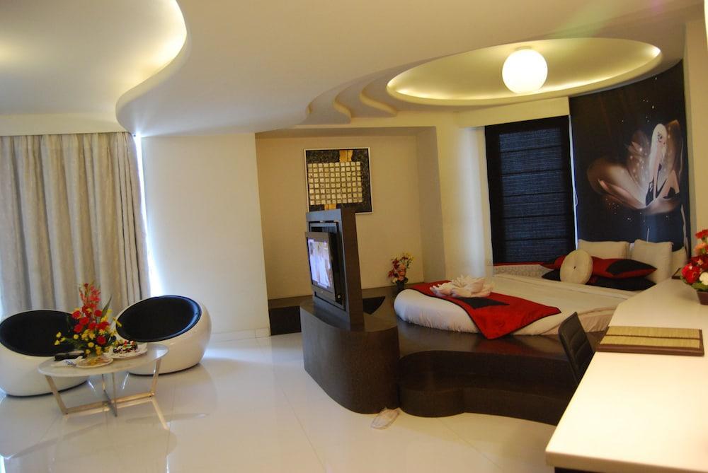 Barsana Hotel & Resort Siliguri Extérieur photo